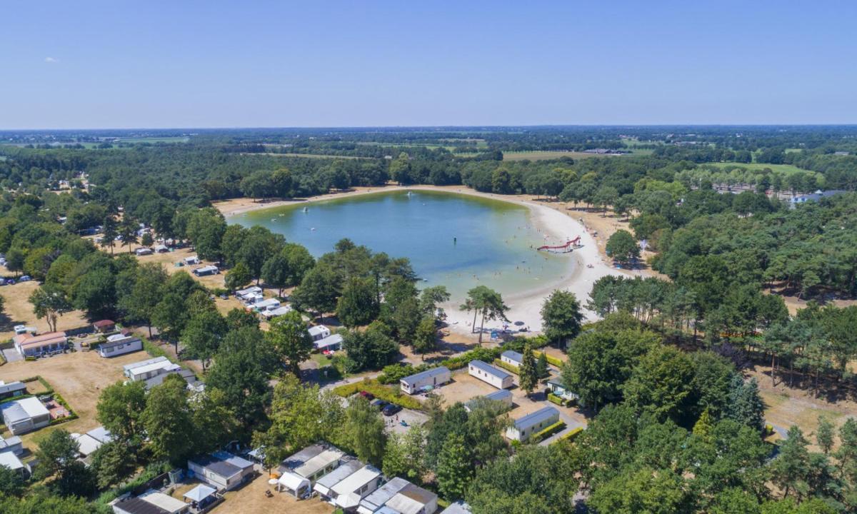 Vakantiepark De Bergen Wanroij - Safaritent 外观 照片